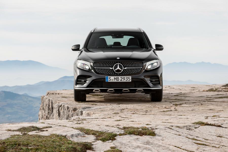  Mercedes-AMG GLC43 4Matic 2016 года  (фото 4 из 24)
